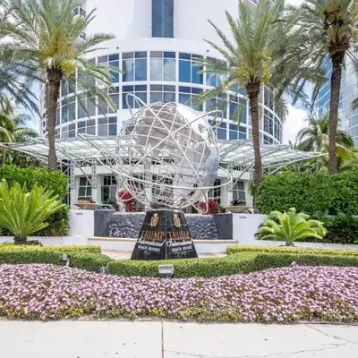 TRUMP INTERNATIONAL BEACH RESORT 2 BEDROOM APARTMENT 1600 Sqf Ocean and Bay View
