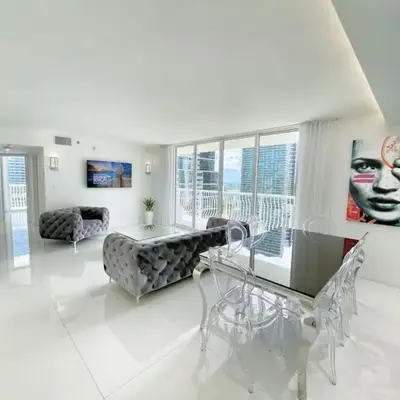 Luxury Sky Villa with City and Ocean Views