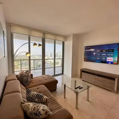 3Bed/2Bath Hallandale Beach