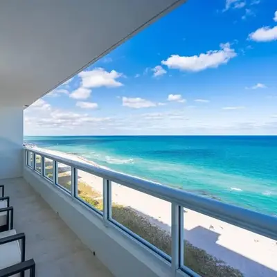 OceanFront Luxury Penthouse 2 Bedrooms with Direct Ocean View