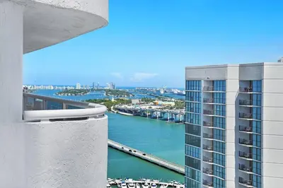 a view of a river from a building at Dreamscape! Renovated and spacious 1 bedroom condo in Miami