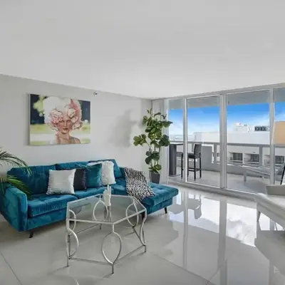 Sin City! Brand new and water view!