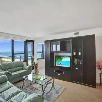 Modern Ocean View Condo Beach Service Unit 1206