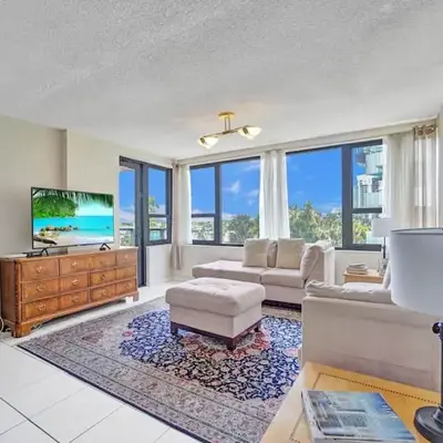 Beachfront Ocean View Condo Beach Service 520