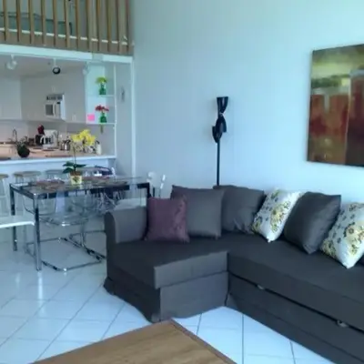 Castle M4 Beachfront Balcony Loft