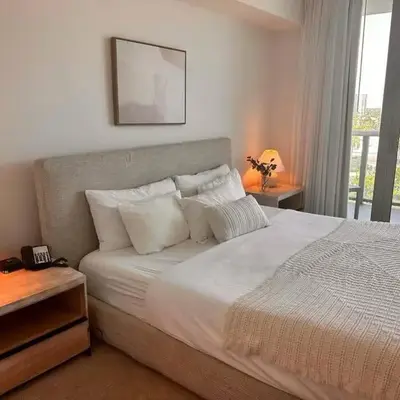 Luxury Beach Apartment Designer Touches & Sea Views -A