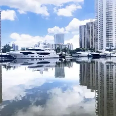 Charming 2 bedroom 2 bathrooms at aventura