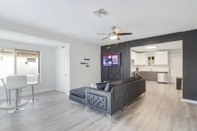 Gallery image of Spacious and luxurious home centrally located between Miami and Ft. Lauderdale in Miramar