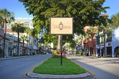 a sign in the middle of a street at Mango Manor - Walk to Las Olas! in Fort Lauderdale