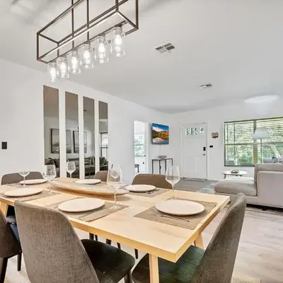 Casa Linda Gated 3 bed 2 bath by the River 1810