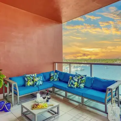 New Studio - Hollywood Beach Bliss for 2