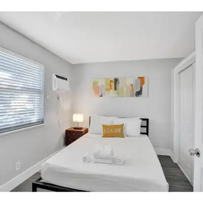 Rustic Retreats Cozy 1BR For 4 Guests Minutes From Las Olas