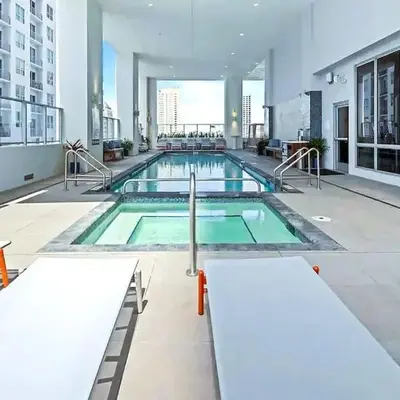Huge Studio POOL & GYM - Explore Miami's Heat