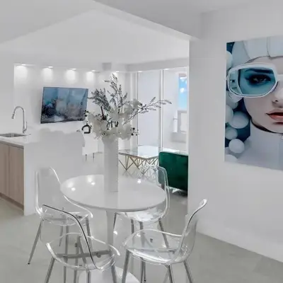 Shades of Miami Sky Penthouse! Newly Renovated