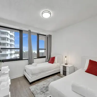 Ocean View Beach Retreat Beach Service 606
