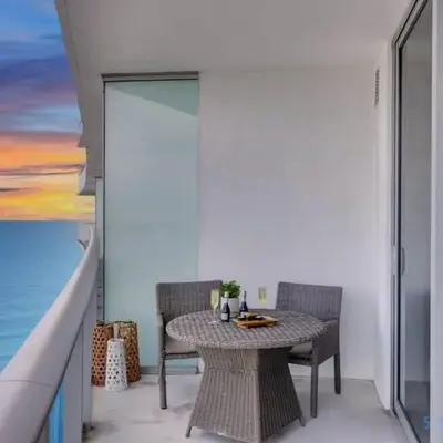 Oceanfront Elegance - Sunset Views