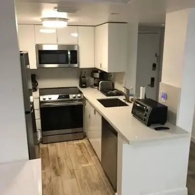 BEST DEAL! 2 Bedroom Modern Beachfront by YouRent!