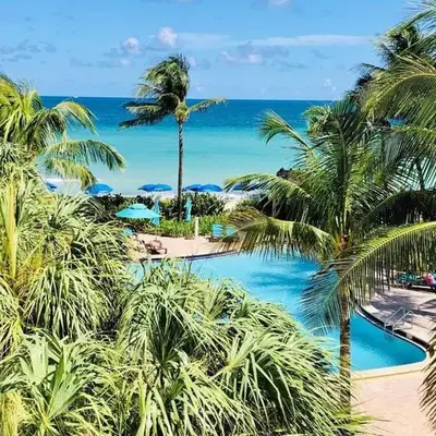 Special $$$! 2 Bedroom Oceanfront Condo in Hollywood/Hallandale Beach!