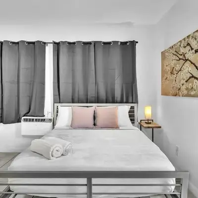 Hollywood Beach Getaway Executive Studio Suite