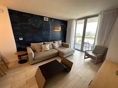 Gallery image of Waterfront Beach Apartment in Hallandale Beach