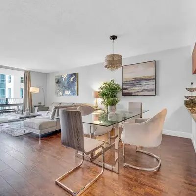 Beautiful 1 BED 1 BTH • Brickell