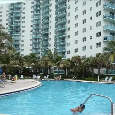 Komffy Apt w/2 Queen Beds & Canal View at Tides