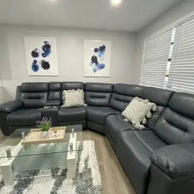 Rachaels Upscale 3 bedrooms Luxury Home