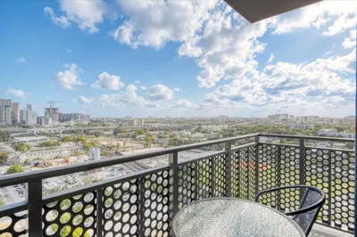 Gallery image of Blueground Wynwood gym roof pool nr dining MIA-98 in Miami