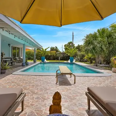Dolce Vita Hideaway Pool House by Pako Stays