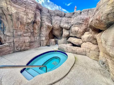 a bath tub in a fake rock wall at AK414- Miami Beach Apt at Oceanfront Resort in Miami Beach