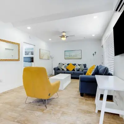 ULTRA chic apartment steps from the beach