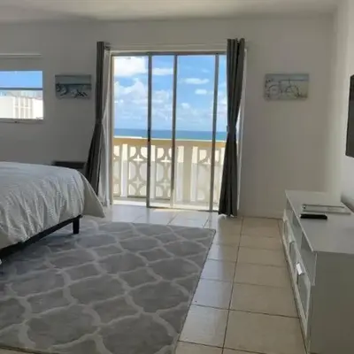1402- Oceanfront 1BR & 1 Bath Retreat with Stunning Views