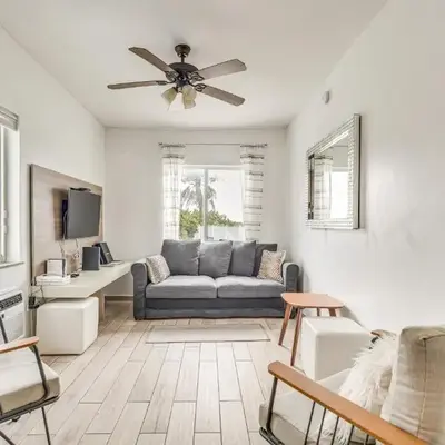Cozy Miami Beach Apartment Less Than 1 Mi to Ocean!