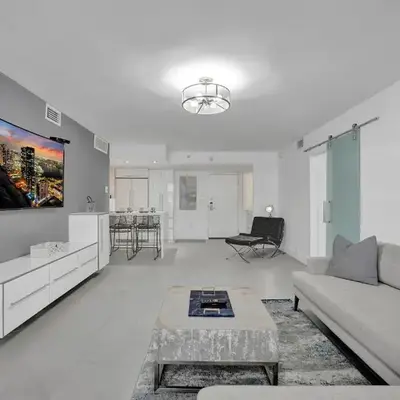 Ocean View Elegant 2BDR 2BA Condo Beach Access 714