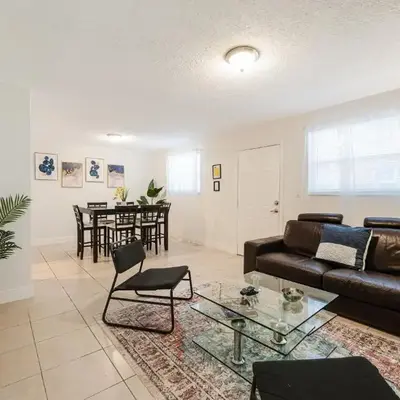 Stylish 3 Bedroom Miami Retreat Close Brickell