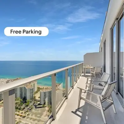 Penthouse with Free Parking and Beautiful Amenities