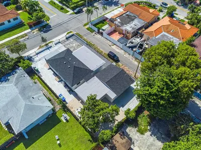 an overhead view of a house in a neighborhood at Modern Miami Unit 1 - Close to South Beach & Airport in Miami