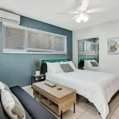 Sunny Serenity Hollywood Studio Getaway