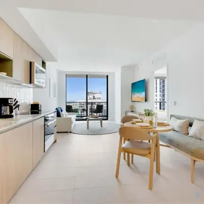 Oasis Apartment 1 Bedroom with Pool & Gym