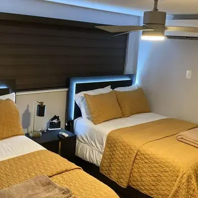 Spacious Private Room Close to Miami Attractions
