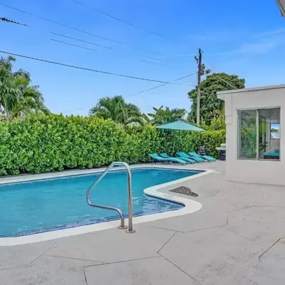 Coastal Breeze Retreat