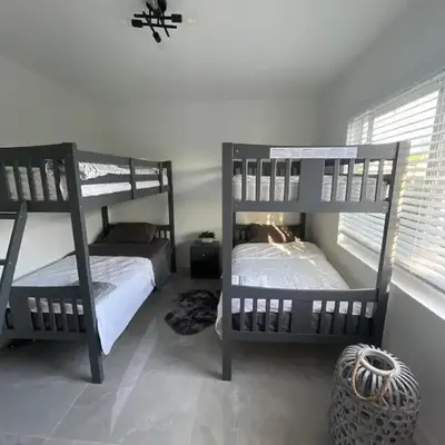 HOSTEL Star