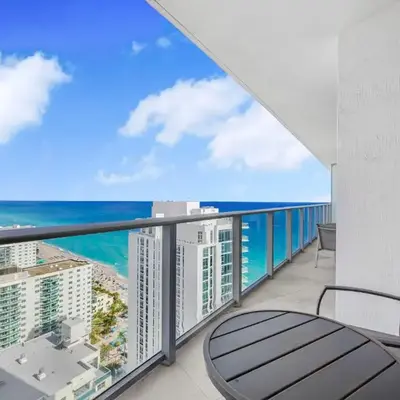 Amazing Oceanfront Views From 24th floor!