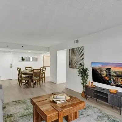 Ocean View Serenity Condo Beach Service 915