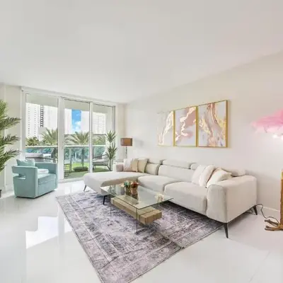 Sunny Isles Beachfront Oasis