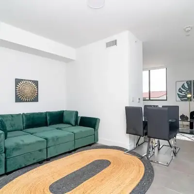 Chic Spacious Studio Miami Stay Near Marlins Park & Brickell