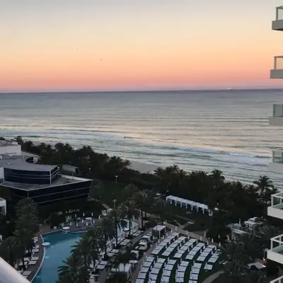 Fontainebleau Hotel Junior Suite