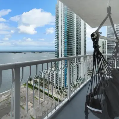 Oceanview Haven Spacious Inviting for 8 Guests