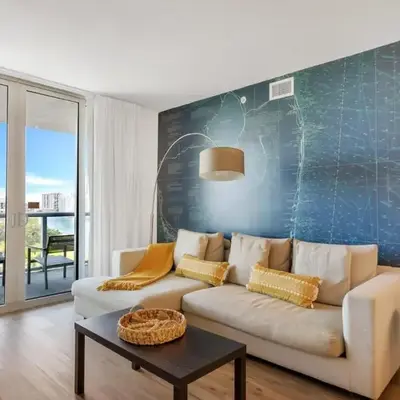 Unique 2BR Apartment Gym & Pool