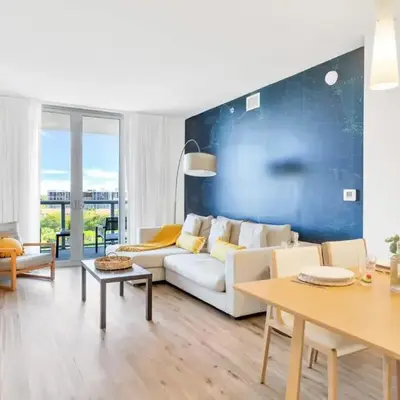 1BR Apartment with Balcony-Near Beach